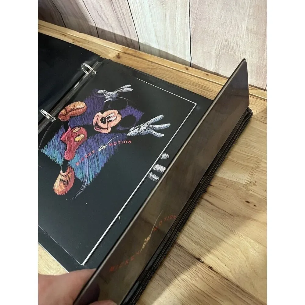 Vintage 90s Disney Mickey Mouse In Motion 3 Ring Binder w/ Folder & Pad